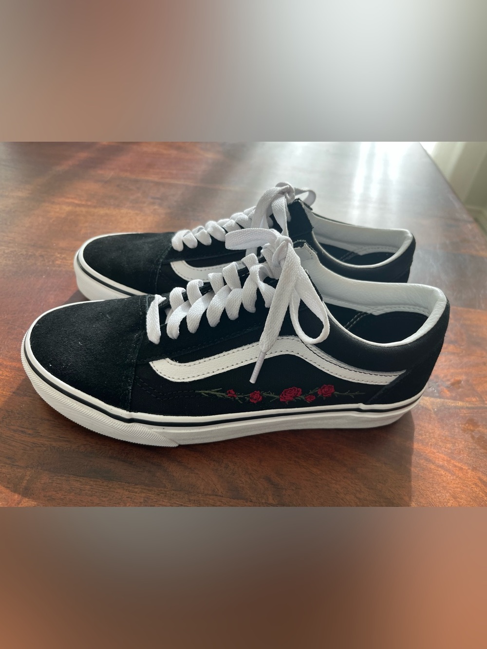 Vans Old Skool Black Rose Embroidered Fashion Sneakers